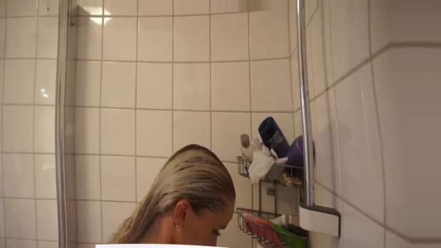 Artemis reccomend lesbian bathroom bondage