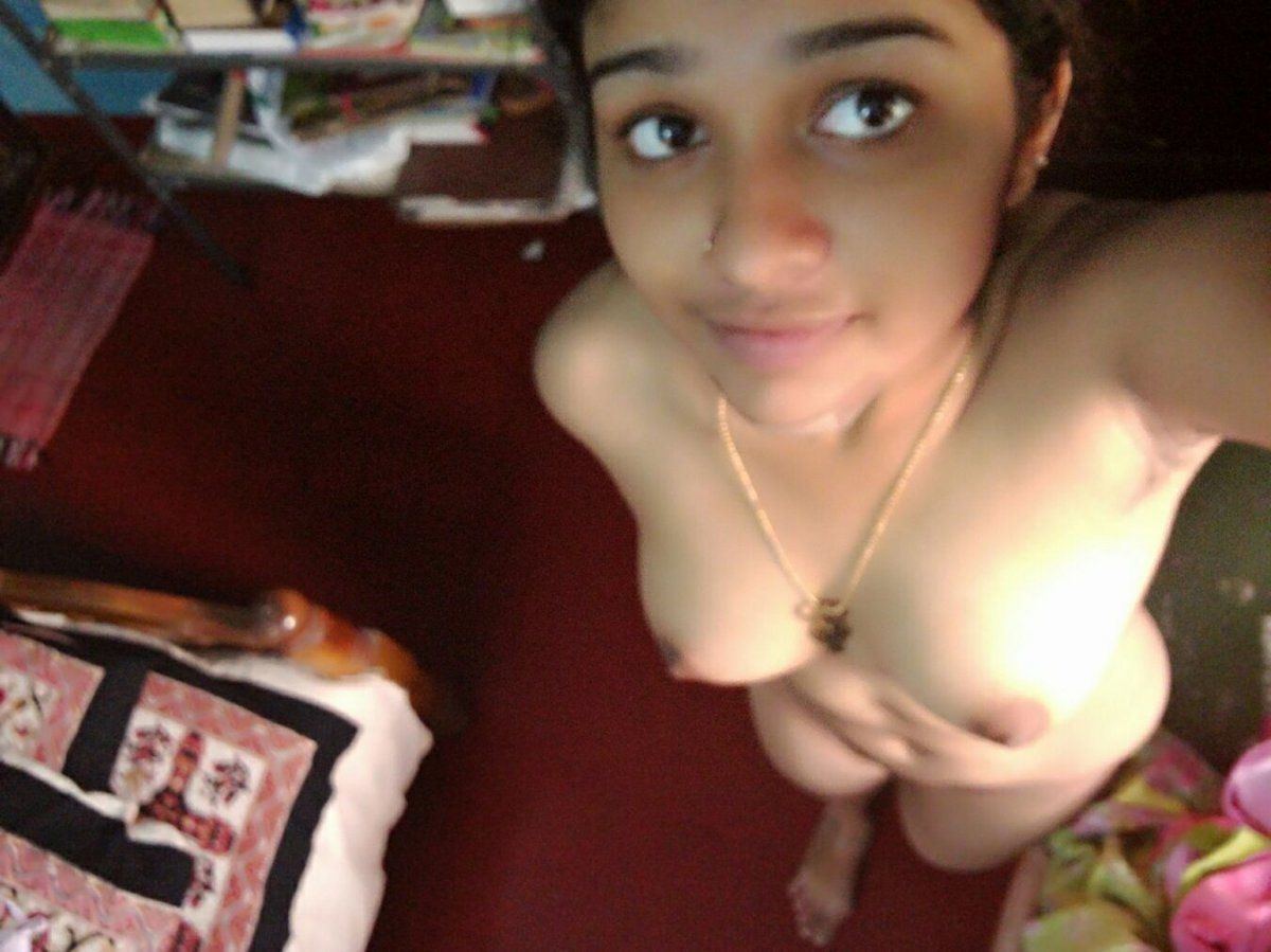 Kerala Lady Naked Breast Photos Download