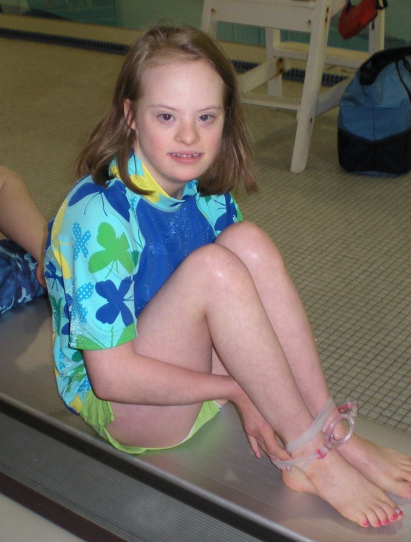 Clownfish recommendet girls feet school Middle