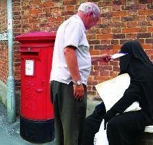 Seatbelt reccomend Muslim letterbox joke
