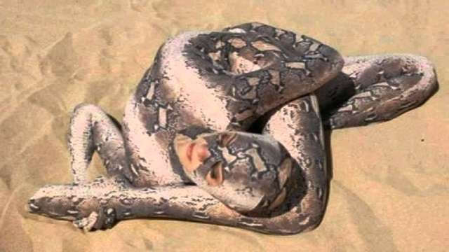 Girl having sex with pithon snake