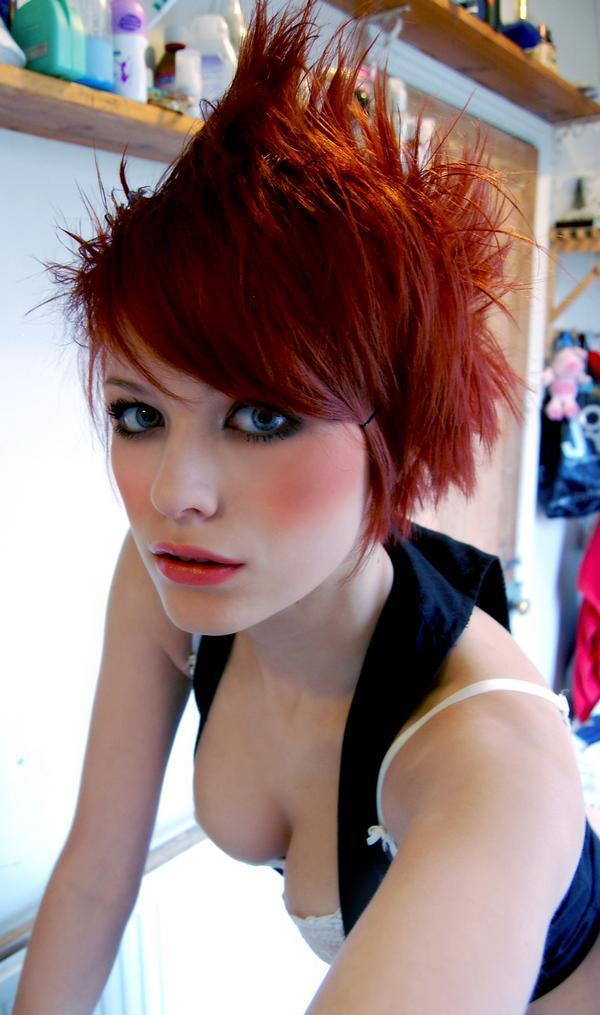 Punk redhead creampie