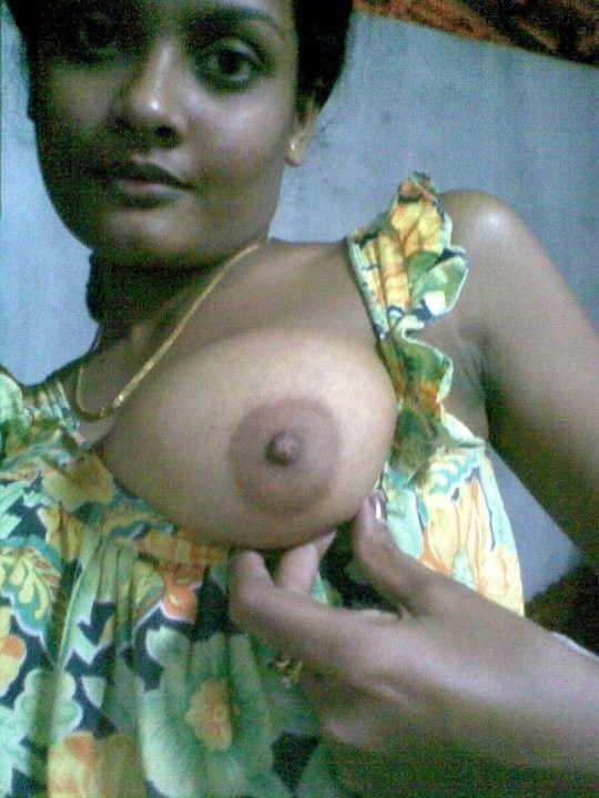 Indian teen girls boobs show