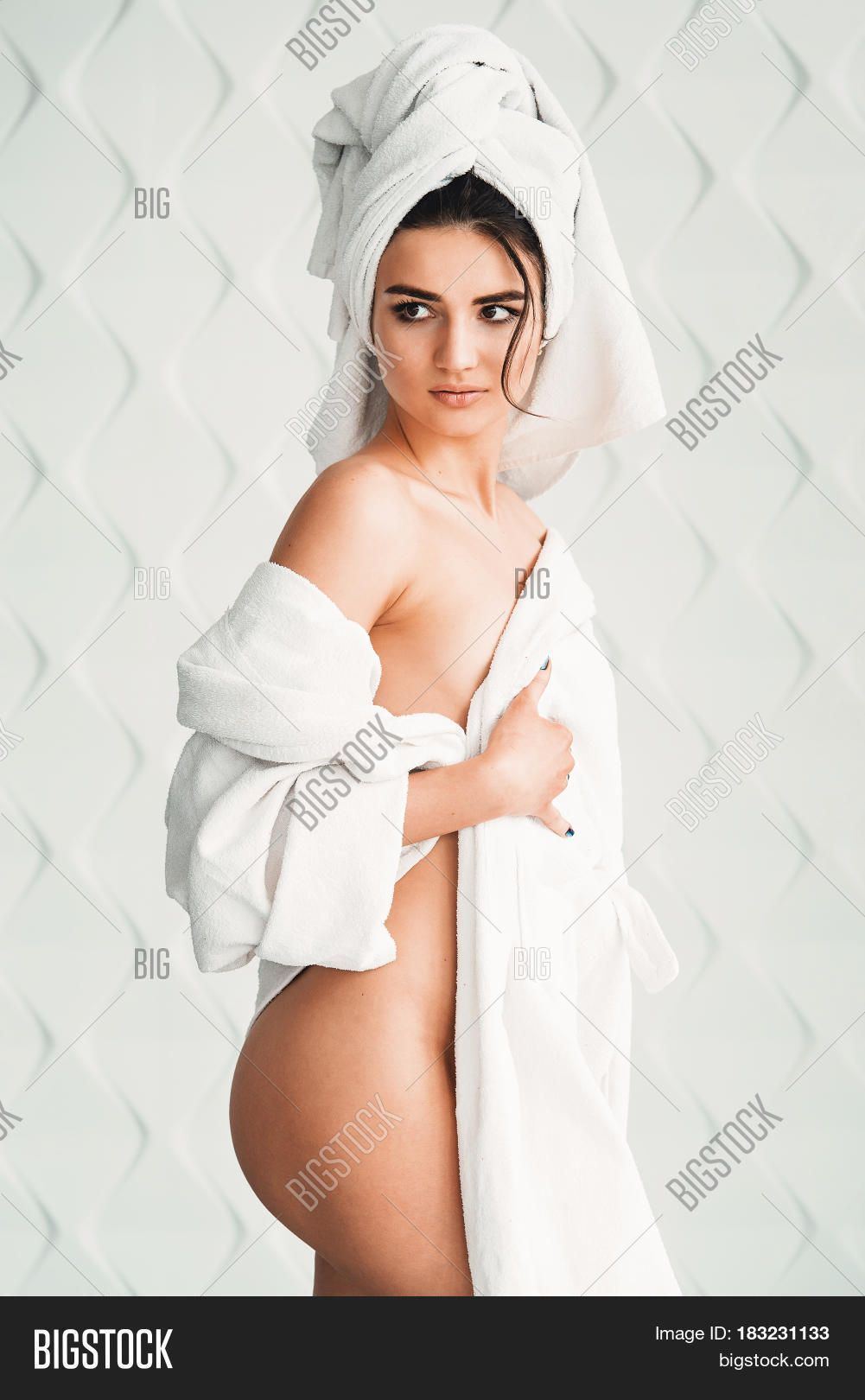 best of Robe nude Sexy girl in