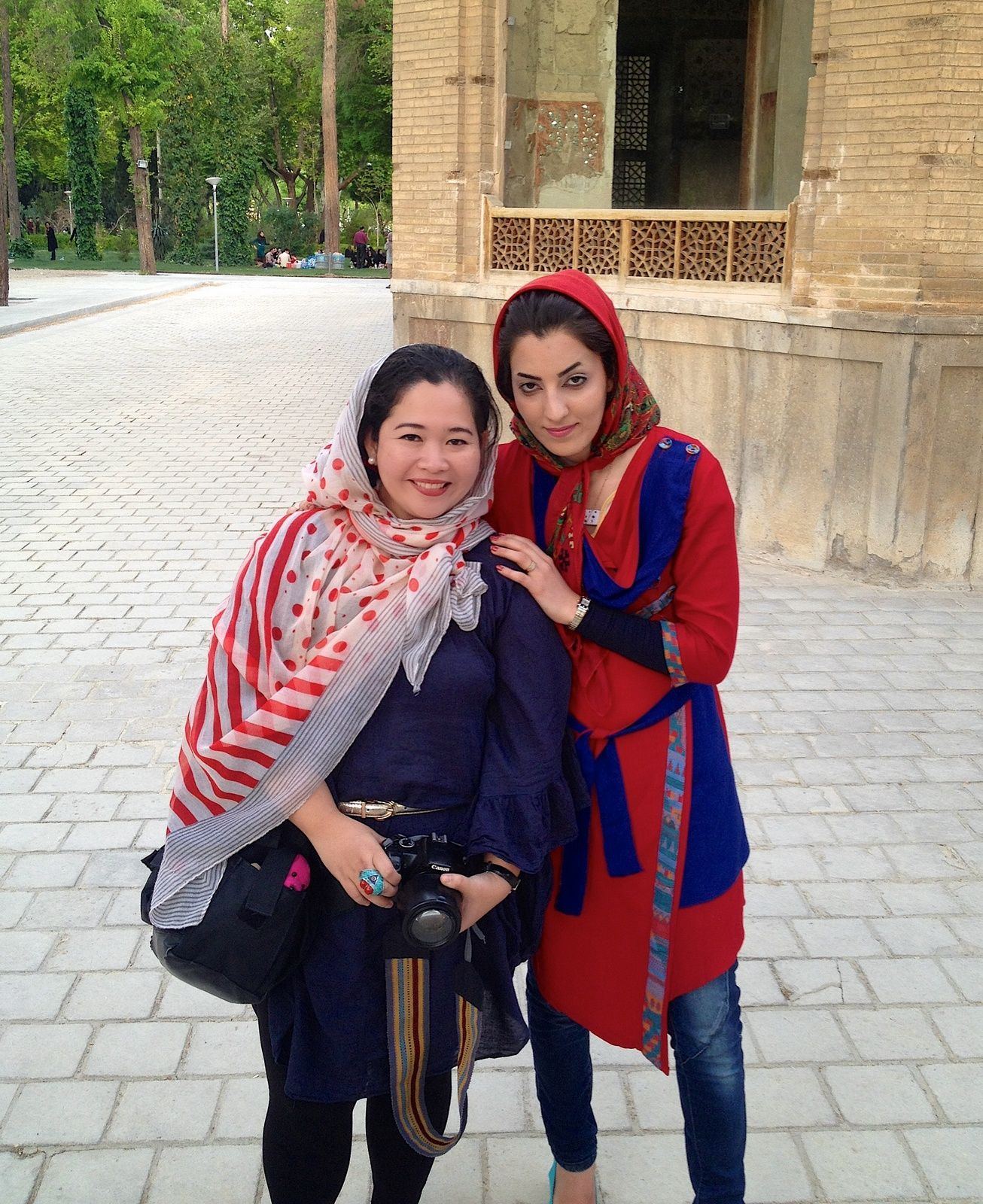 Snow C. reccomend Irani girls hot kiss