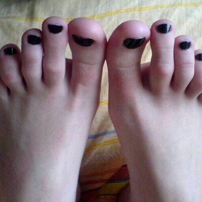 Amateur feet pictures