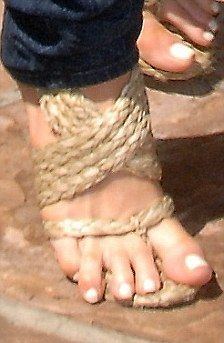 Pic of young girls sexy toes
