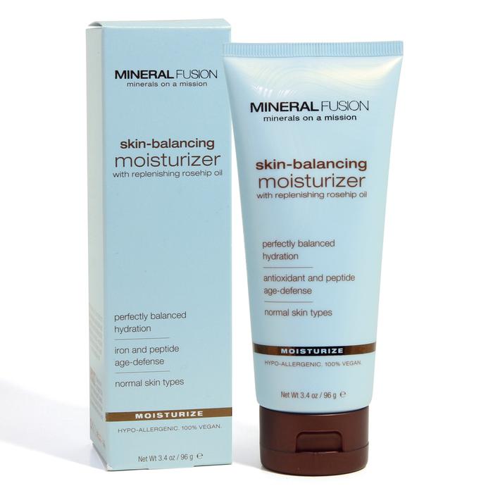 Facial moisturizers and mineral