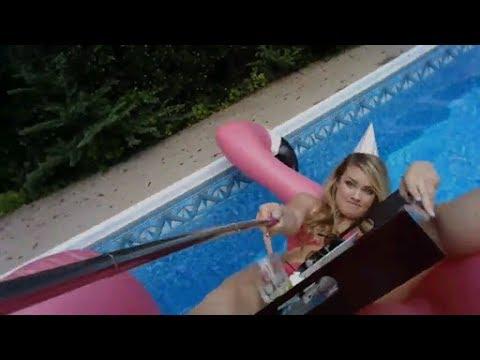 Loosing bikini on water slides tube
