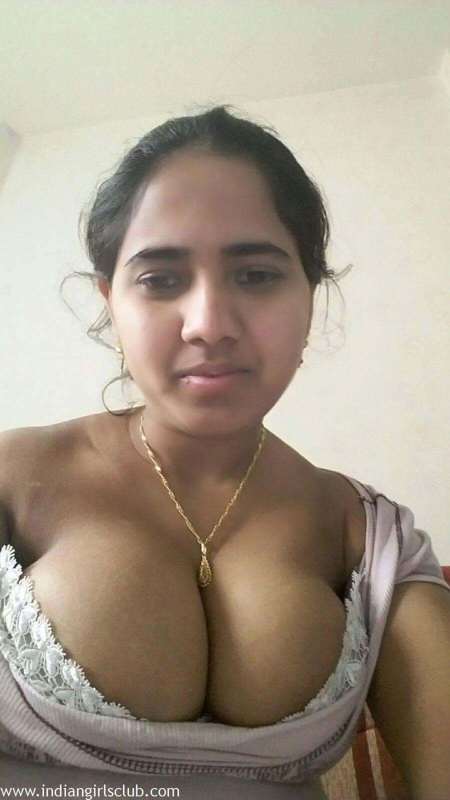 indian house girl nude