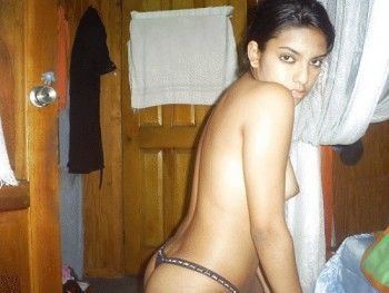 Nude pakistani girls and hairy pussy