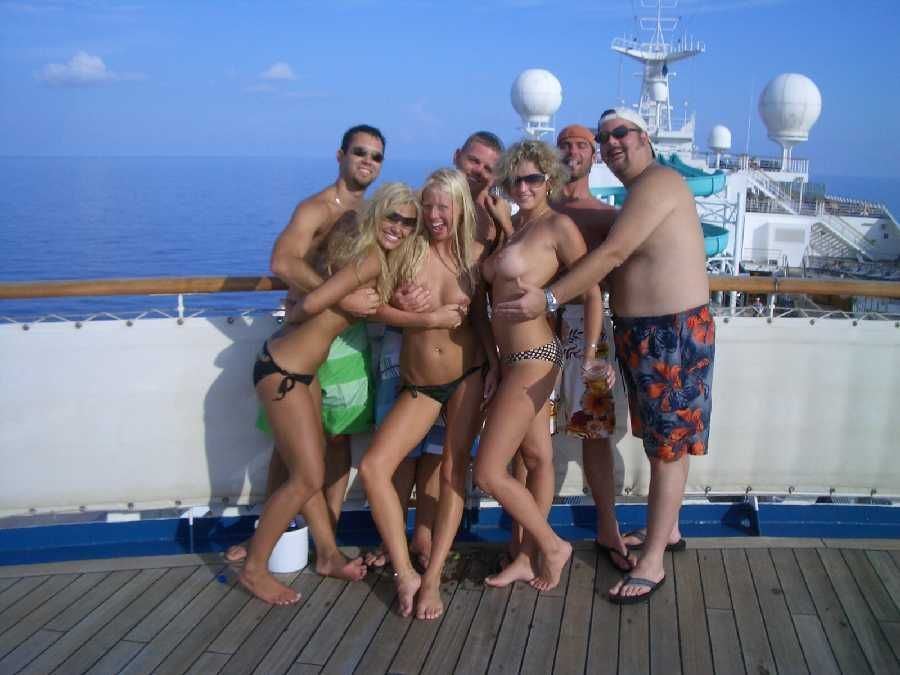 Nude photos cruise 