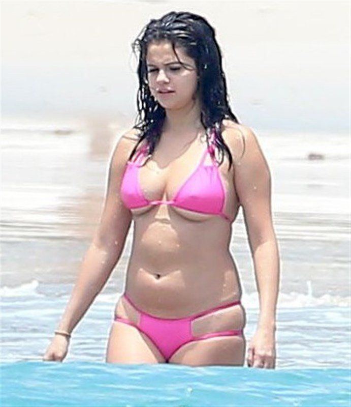 best of Gomez topless porn Selena