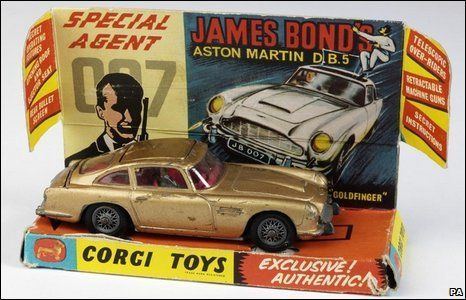 Vintage james bond toys